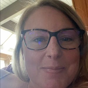 Meet your Posher, Molly